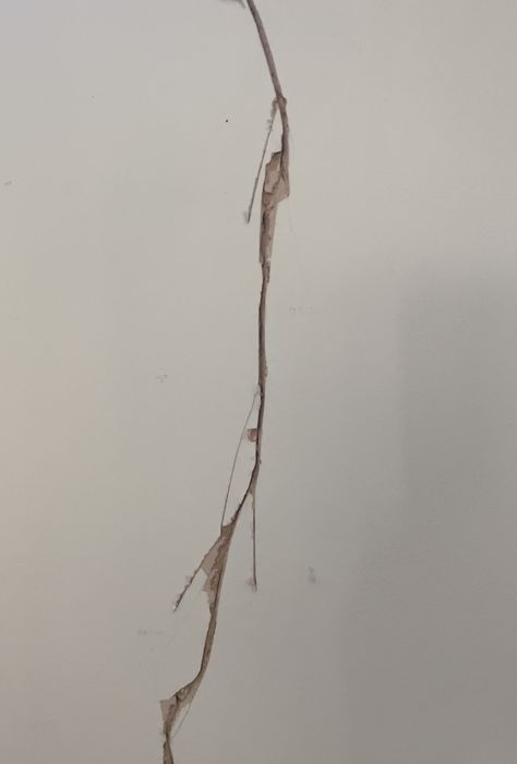 Split drywall seam crack in a rural Haldimand home in Haldimand County